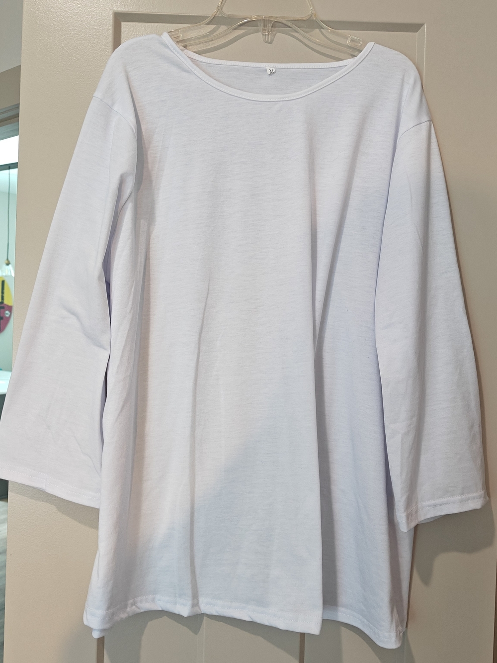 Simple Lightweight White Long Sleeve Tee